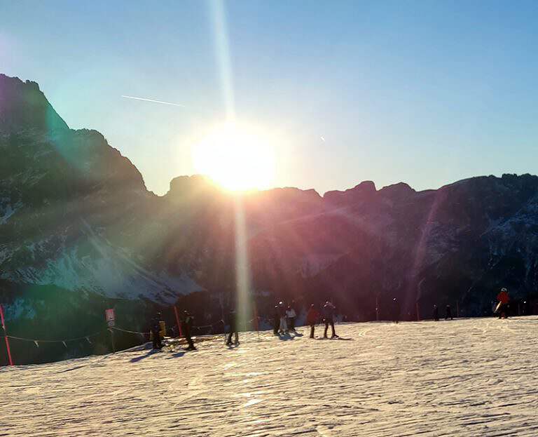 Tagesskiausfahrt – Kooperation SVGG Hirschlanden-Schöckingen Ski- und Bike Abteilung mit blubb.reisen – Bad Hindelang/Oberjoch (15.02.2025)
